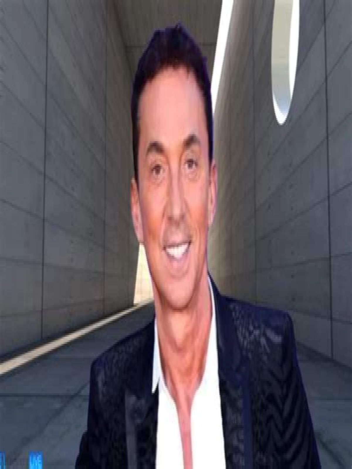 HTML